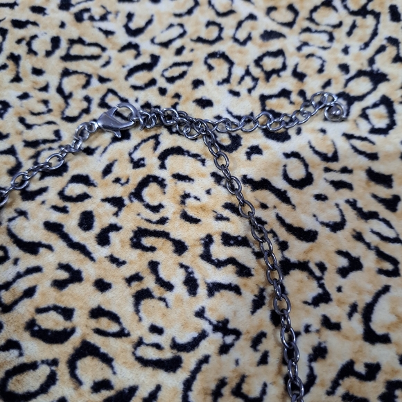 🌈TORTOISE SHELL BIB NECKLACE - Picture 4 of 5